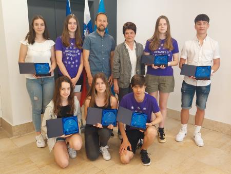 Odličnjaki z OŠ AŽ